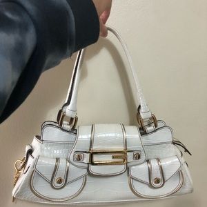 Guess purse / handbag